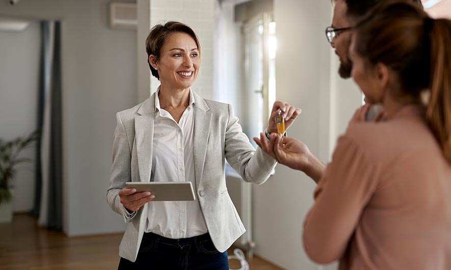 Real Estate Insurance Real Estate Agent Insurance The Hartford